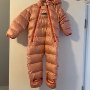 Patagonia down bunting in pink